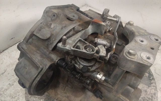 Caja de cambios mecánica, completa Volkswagen Touran 1 1T1, 1T2