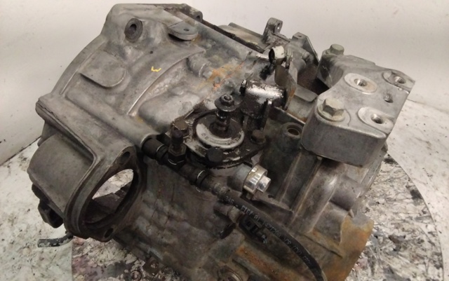 Caja de cambios mecánica, completa Volkswagen Touran 1 1T1, 1T2