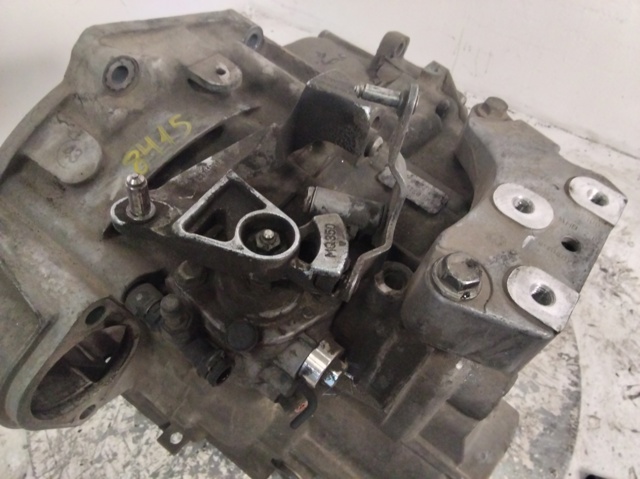 Caja de cambios mecánica, completa Volkswagen Touran 1 1T1, 1T2