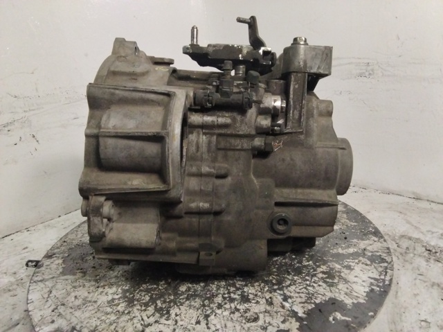 Caja de cambios mecánica, completa Volkswagen Touran 1 1T1, 1T2