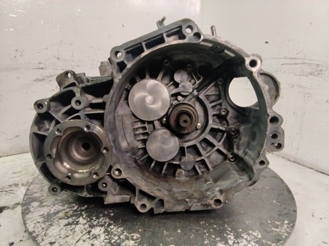 Caja de cambios mecánica, completa Volkswagen Touran 1 1T1, 1T2