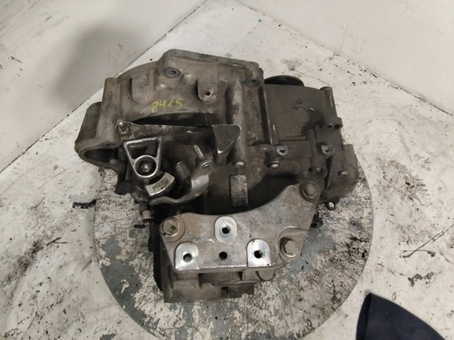 Caja de cambios mecánica, completa Volkswagen Touran 1 1T1, 1T2