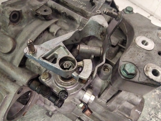 Caja de cambios mecánica, completa Volkswagen Touran 1 1T1, 1T2