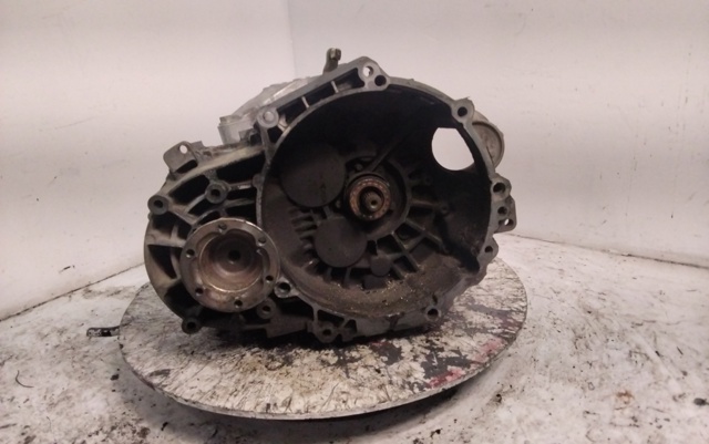 Caja de cambios mecánica, completa Volkswagen Touran 1 1T1, 1T2