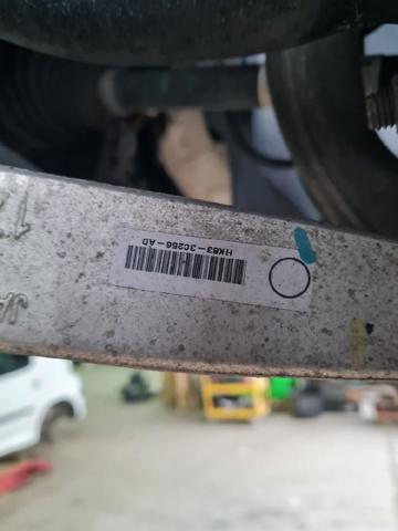 HK833C256AD Brazo inferior izquierdo/derecho de suspensión delantera  comprar en Pontevedra