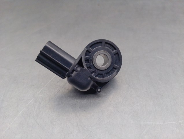 HS7T14B006AA Ford