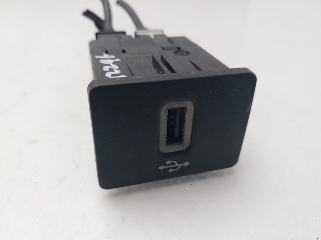 HS7T14F014AC Ford