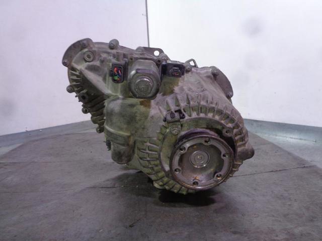 IAB500244 Land Rover
