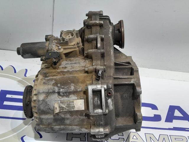 IAB500280 Land Rover