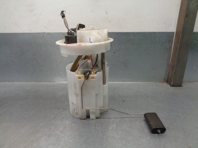 Bomba de combustible para Ford Puma (J2K, CF7)