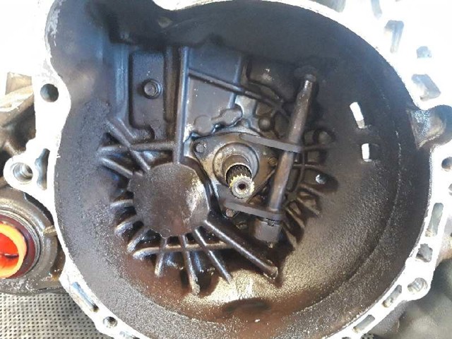 HYUNDAI J31973 Caja de cambios manual completa  comprar en Albacete