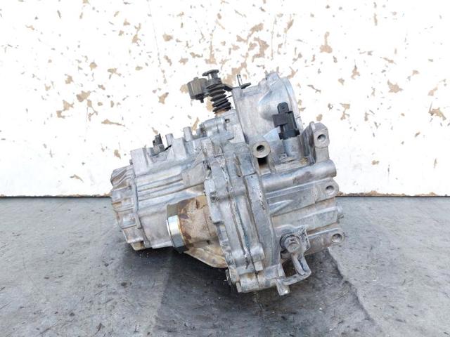 J31973 HYUNDAI Caja de cambios manual completa  comprar en Jaén