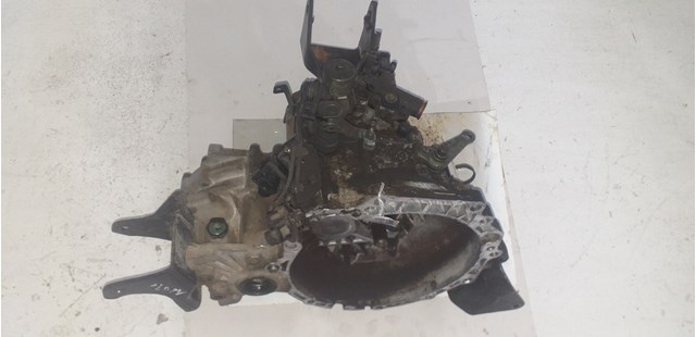 J31973 HYUNDAI Caja de cambios manual completa  disponible Vigo