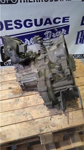 HYUNDAI J42073 Caja de cambios  en stock Salamanca