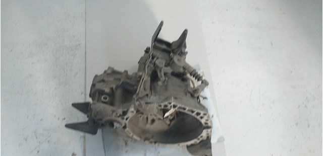 J42073 HYUNDAI Caja de cambios comprar Alcalá
