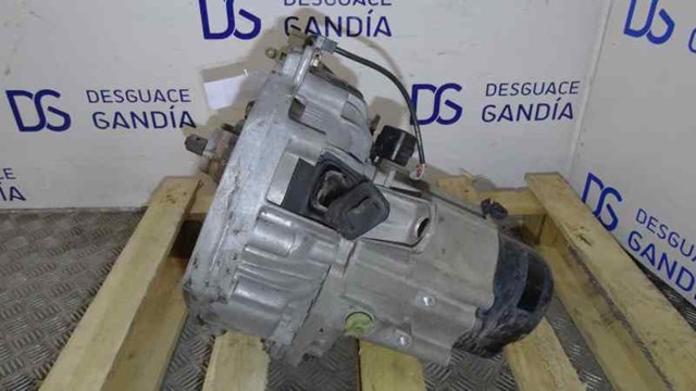 JB1052 Renault (RVI)
