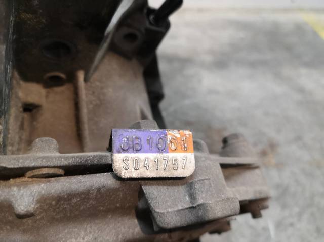 JB1061 RENAULT Caja de cambios comprar Bilbao