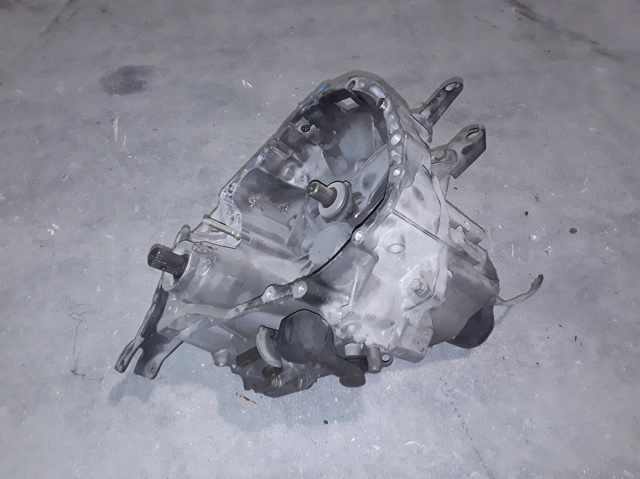 JB1186 Renault (RVI)