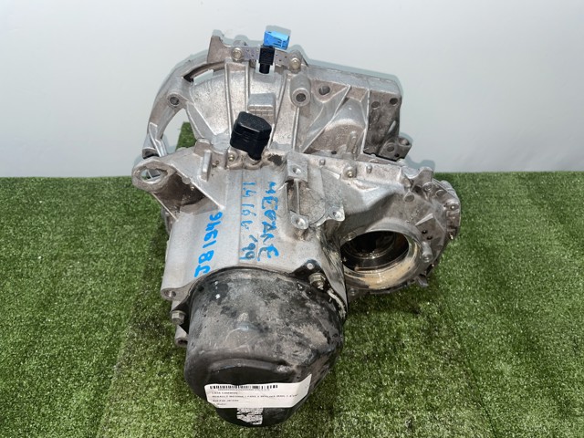 JB1946 Renault (RVI)