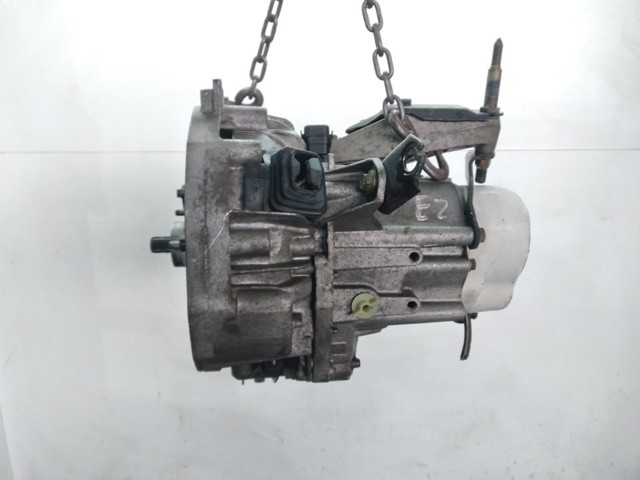 JB3928 Renault (RVI)