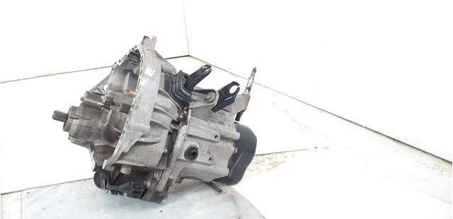 JB3973 Renault (RVI)