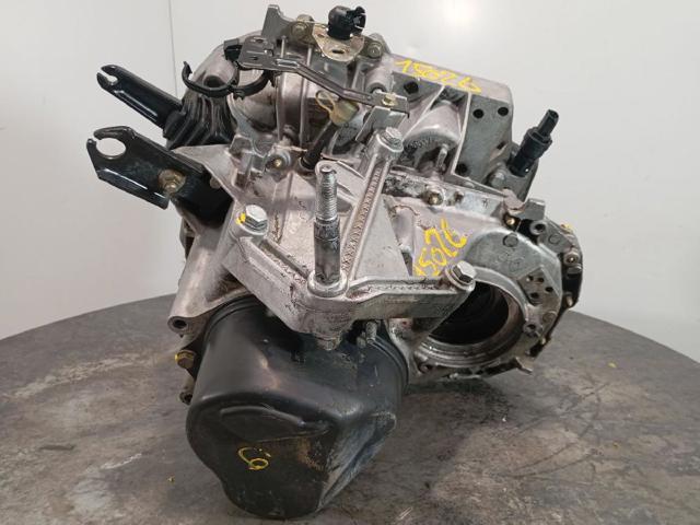 JB3974 Renault (RVI)