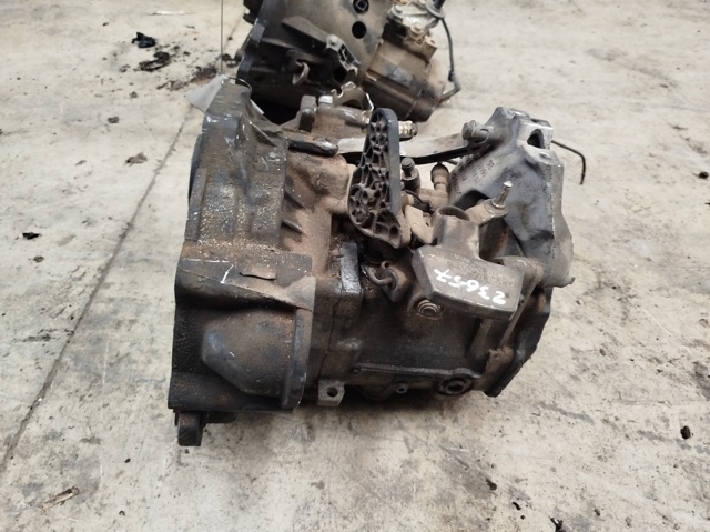 JCR VAG Caja de cambios  en stock Huelva