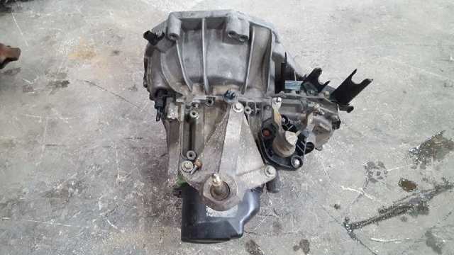 NISSAN JH3103 Caja de cambios manual completa  disponible Valladolid