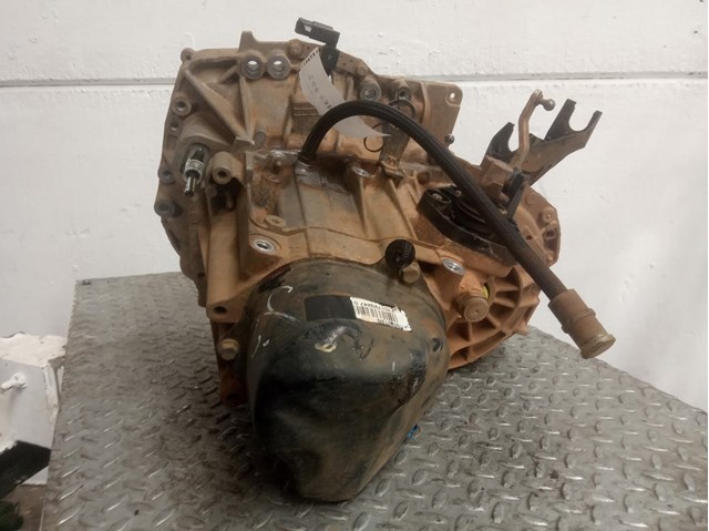 Caja cambios para renault clio iii 1.2 16v (br02, br0j, br11, cr02, cr0j, cr11) d4f d7 (55 kw) JH3128