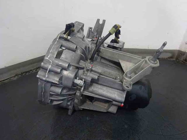 JH3143 RENAULT Caja de cambios manual completa  disponible Alicante