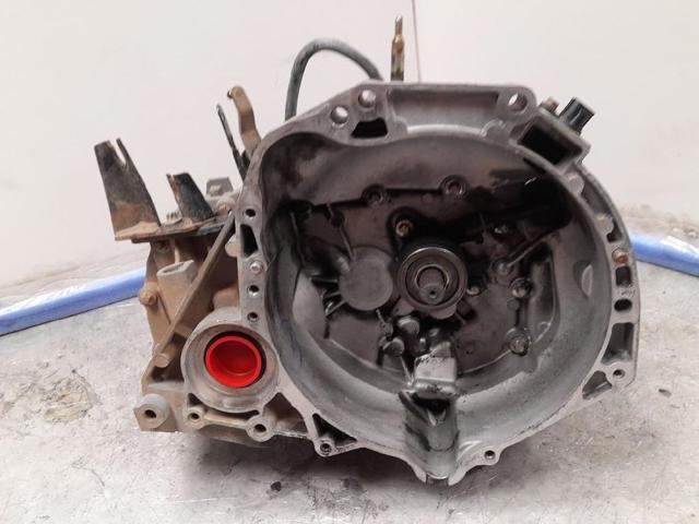 Caja de cambios manual Nissan Micra  descapotable comprar en España