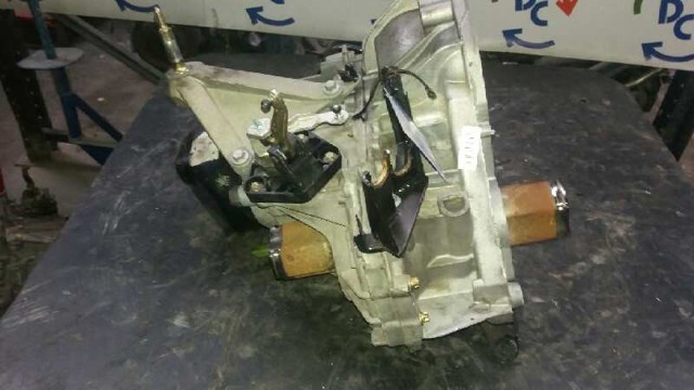 Caja de cambios manual para Nissan Micra  (K12)