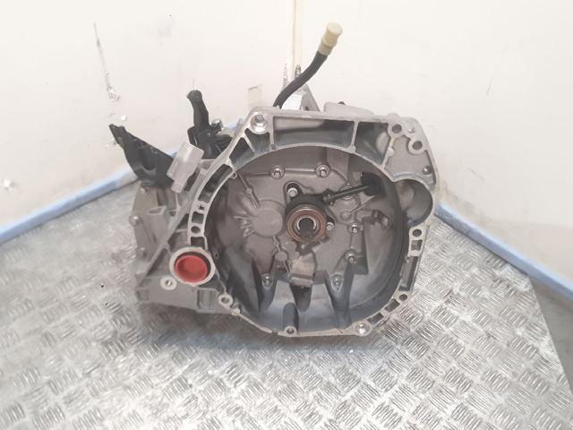 Comprar Caja de cambios mecánica completa SANDERO II B8