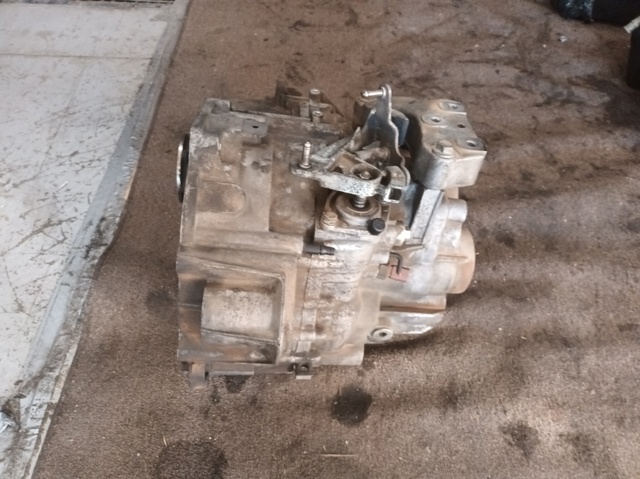 VAG JLT Caja de cambios manual completa  disponible Lugo