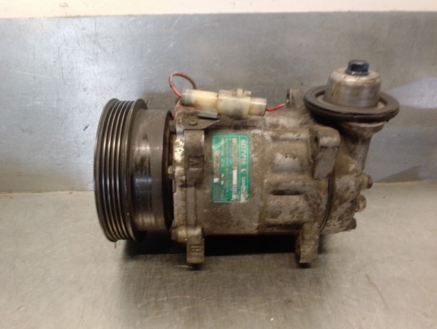Condensador aire acondicionado JPB100760 ROVER