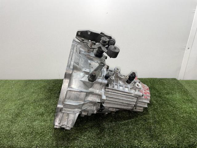 Comprar Caja de cambios manual completa Hyundai Elantra III XD a bajo precio