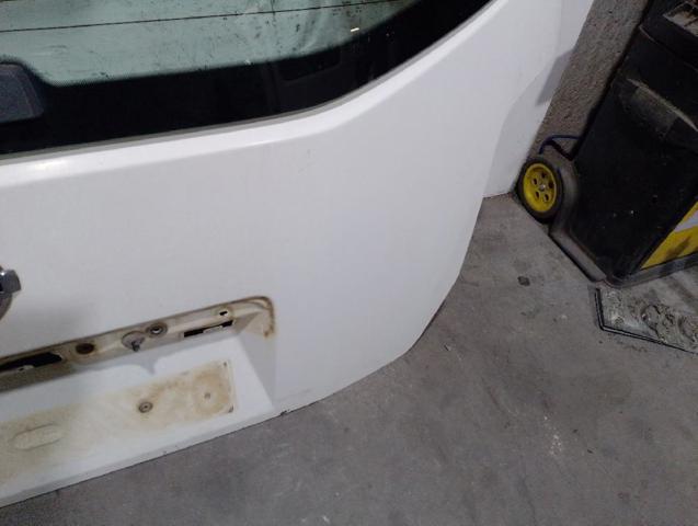 NISSAN K01004X0MC Puerta trasera del maletero (portón trasero)  disponible Lugo