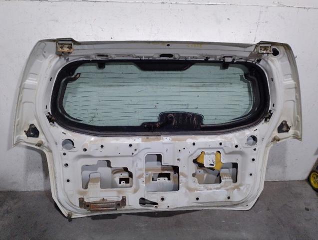 NISSAN K01004X0MC Puerta trasera  en stock Terrassa