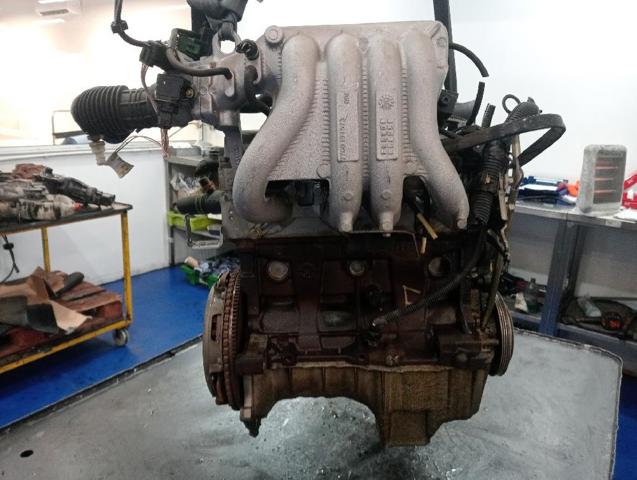 RENAULT K7M  en stock Terrassa