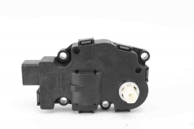 K9749007 VAG Actuador de compuerta de la calefacción  en stock Gandía