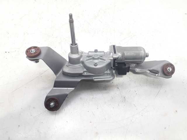 KB7W67450 Mazda