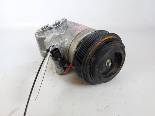 Polea del compresor de aire acondicionado KB8E61450 MAZDA