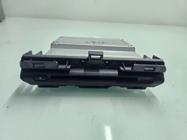 KB9G669G0 Mazda