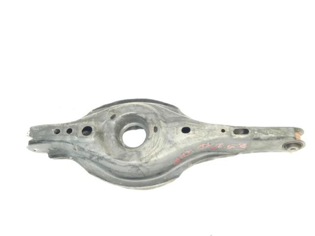 KD3528300 Brazo inferior derecho de la suspensión trasera  disponible Utrera