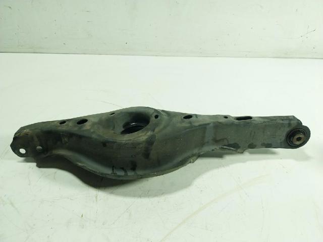 KD3528300 MAZDA Brazo de suspensión trasero inferior derecho  en stock Huelva