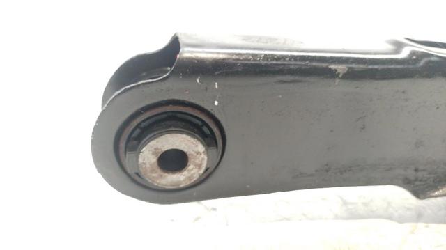 KD3528300 MAZDA Brazo de suspensión trasero inferior derecho  en stock Gandía