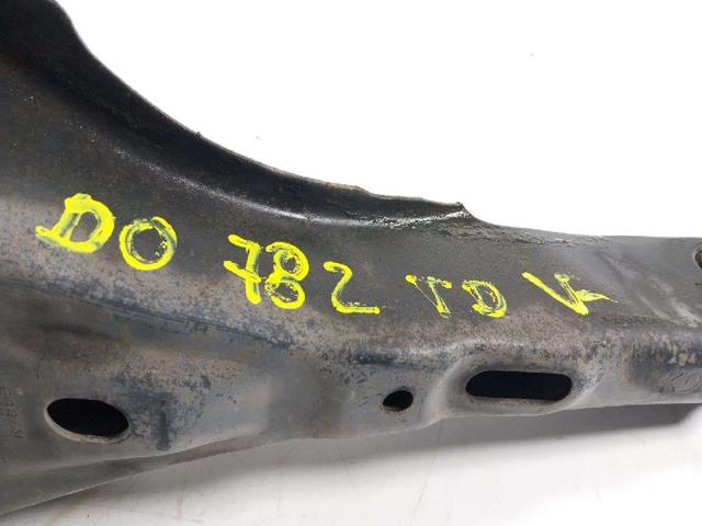MAZDA KD3528300 Brazo inferior derecho de la suspensión trasera  comprar en Murcia