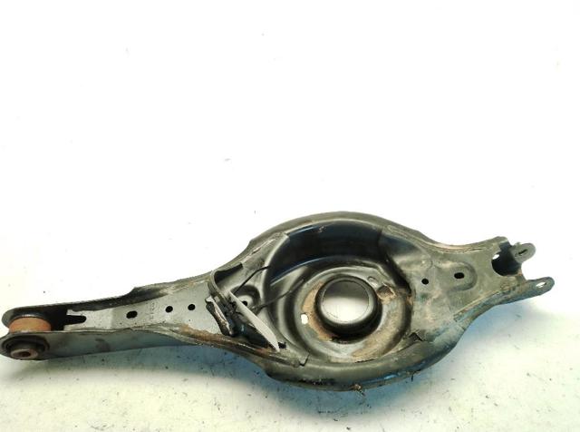 KD3528300 MAZDA Brazo inferior derecho de la suspensión trasera  comprar en Lleida