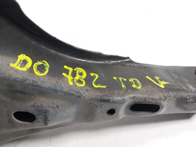 KD3528300 MAZDA Brazo inferior derecho de la suspensión trasera  disponible Alicante