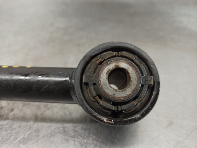 KD3528500 MAZDA Brazo transversal de suspensión trasera  comprar en Jaén